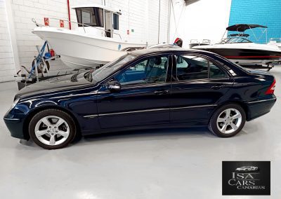 Mercedes Benz C320